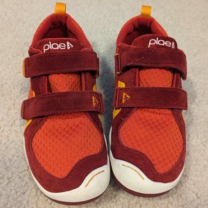 Kids Plae Sneakers